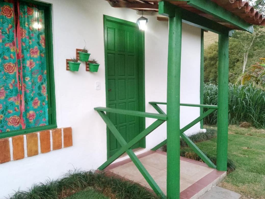 Pouso Jambo Rosa Hotel Valenca  Exterior foto